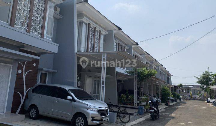 Unfurnished House Villa Gardenia Serpong By Travelio 2