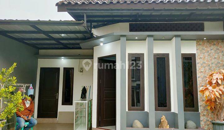 Furnished House Saka Bersahaja Residence By Travelio 1