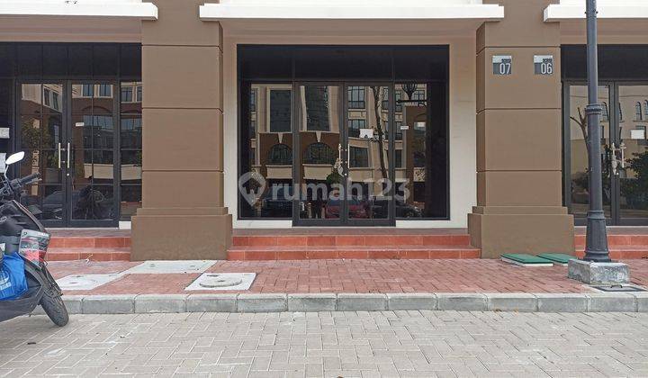 Unfurnished Shophouse Sedayu City Kelapa Gading By Travelio 2