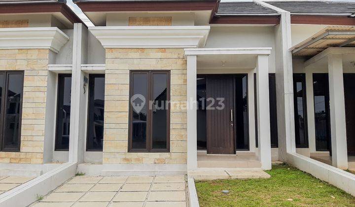 Unfurnished House At Botanica Valley Serpong By Travelio 1