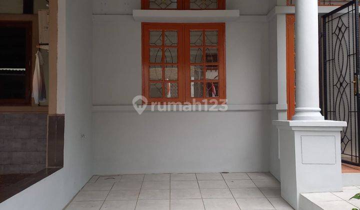 Jual Murah Rumah Bagus di Graha Raya Cluster Fedora  2