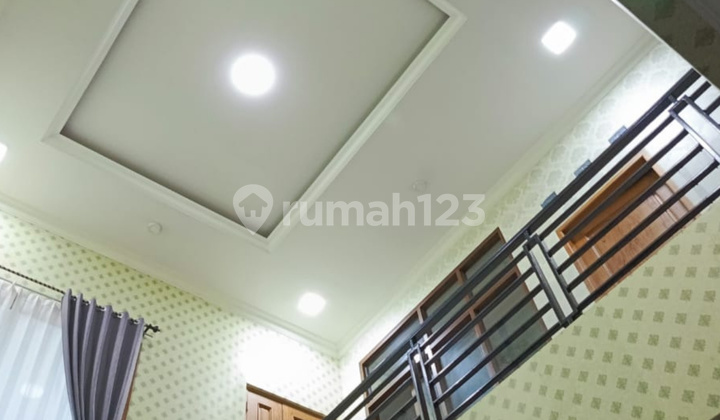 Dijual Rumah Rapi Siap Huni di Kebon Jeruk Dijual Rumah Rapi Siap Huni di Kebon Jeruk