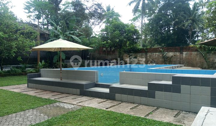 Jl. Cemerlang Rumah Mewah Di Tengah Kota