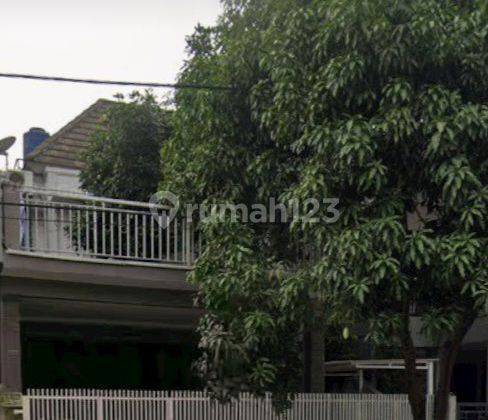 Dijual Cepat 2 Lantai Hanya 2milyaran Di Jalan Utama Puri Gading 1