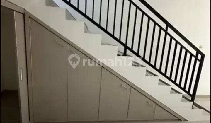 Only 1 Billion Semi-Furnished House in Condet Only 1 Billion Semi-Furnished House in Condet