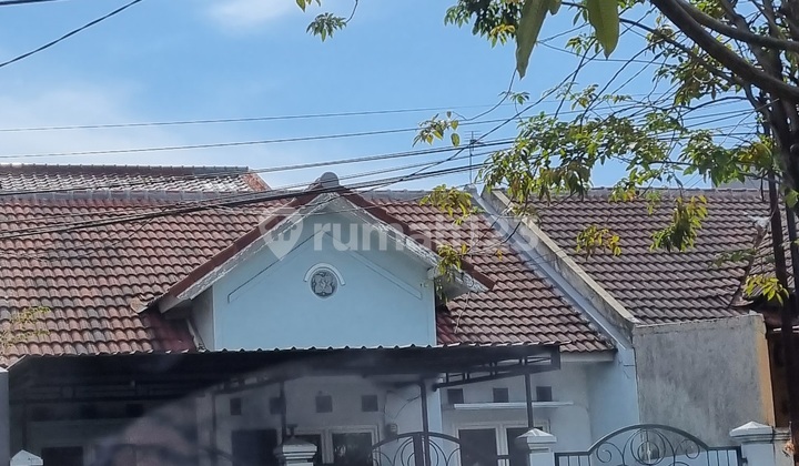 Rumah Strategis Di Raya Wiguna Surabaya