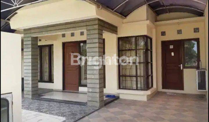Rumah terawat di Puri Surya Jaya sidoarjo 1