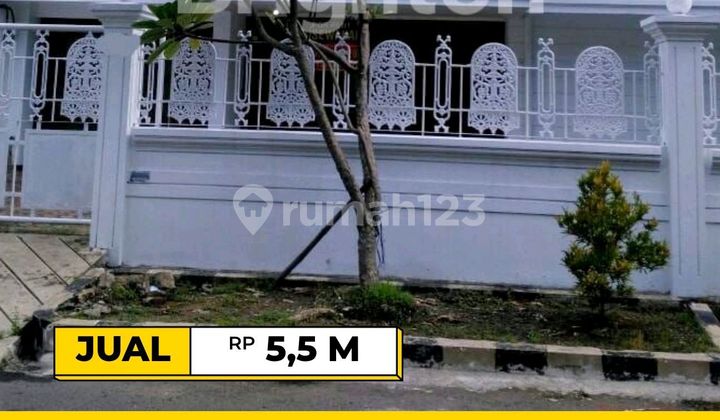 Rumah istimewa di Margorejo , Surabaya