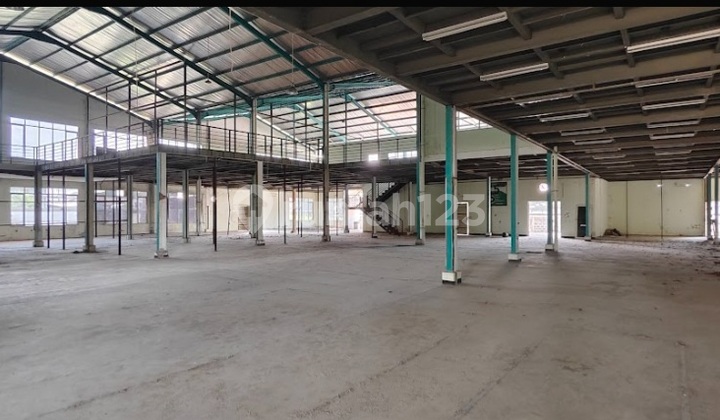 Gudang Ex Pabrik di Berbek Industri Sier