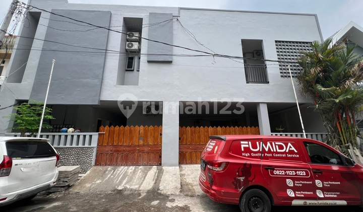 Rumah Kost Aktif di Ketintang Surabaya Selatan Rumah Kost Aktif di Ketintang Surabaya Selatan