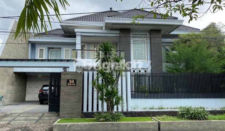 Rumah Mewah Strategis Di Klampis Surabaya Timur