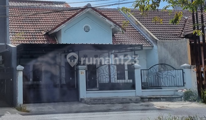 Affordable House On Raya Wiguna Surabaya 2