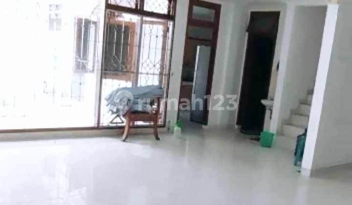 M Rumah Bagus Tengah Kota 2 Lt Krakatau 1