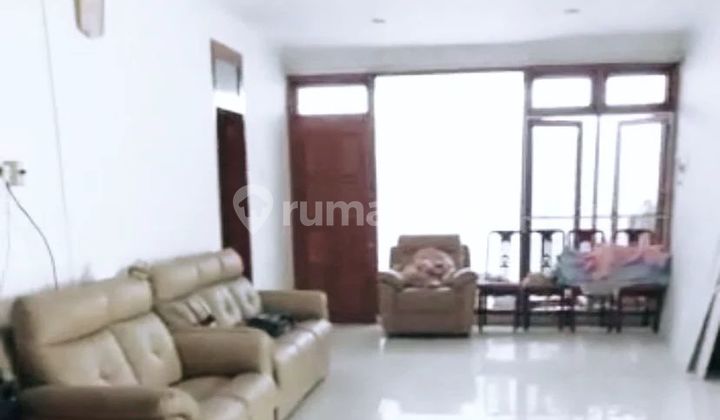M Rumah Bagus Tengah Kota 2 Lt Krakatau 2