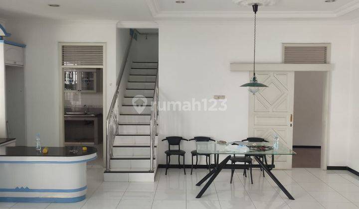 Rumah Elite Srondol Bumi Indah  Furnished Hook 2 Lt Di Srondol Bumi Indah 2