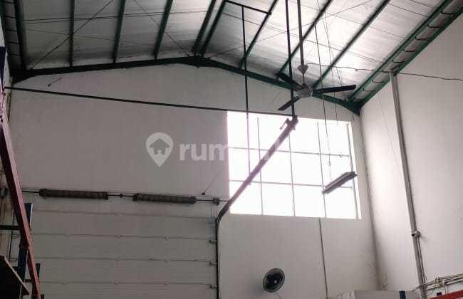 Quick Sale: Nice and Neat Warehouse in Bizpark Daan Mogot Quick Sale: Nice and Neat Warehouse in Bizpark Daan Mogot