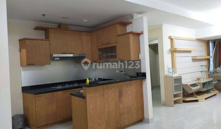 Dijual Apartemen MOI, lantai 2, furnish, semi private lif, bagus siap huni Harga  2