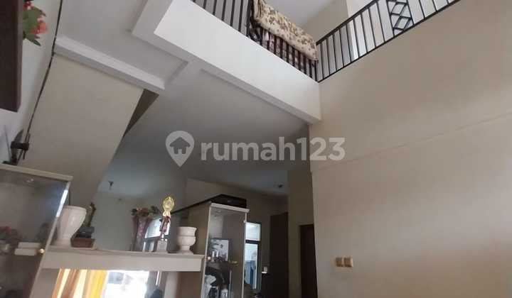 Dijual Rumah di Cibubur Country 2 Lantai,Dekat Akses Tol 2