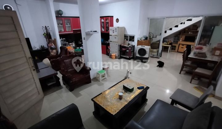 Dijual rumah bagus rapih siap huni di cibubur country,Dekat Akses Tol Kota Wisata 2