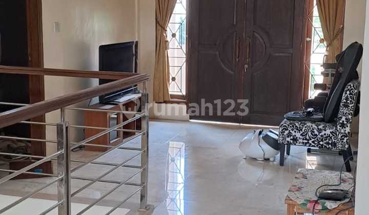 For Sale Beautiful Semi-Furnished Ready-to-Live House in Taman Laguna Cibubur