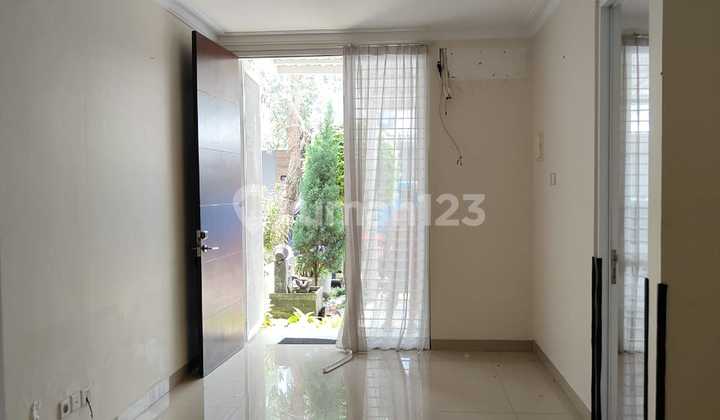 For Sale Ready-to-occupy House in Citragran-Cibubur, near Toll Access, Citra Grand Mall For Sale Ready-to-occupy House in Citragran-Cibubur, near Toll Access, Citra Grand Mall