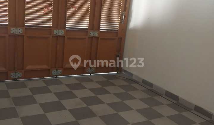 Dijual Rumah Baru di Cibubur Country Minimalis Siap Huni ,Dekat Akses Tol Dijual Rumah Baru di Cibubur Country Minimalis Siap Huni ,Dekat Akses Tol
