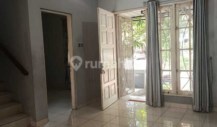 Dijual Rumah Siap Huni Kota wisata cibubur,Dekat Akses Tol, Sekolah BPK,Ada Mall,Ada RS Eka Dijual Rumah Siap Huni Kota wisata cibubur,Dekat Akses Tol, Sekolah BPK,Ada Mall,Ada RS Eka