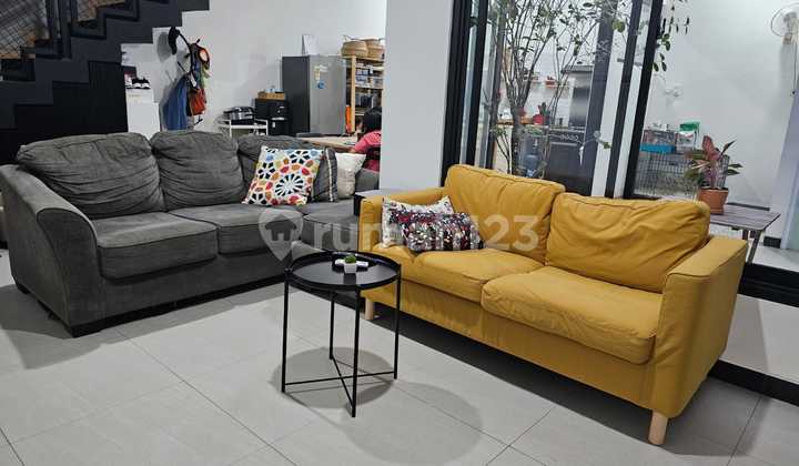 Dijual Rumah Siap Huni Legenda Wisata Cibubur,Dekat Akses Tol, Dekatmall Living World