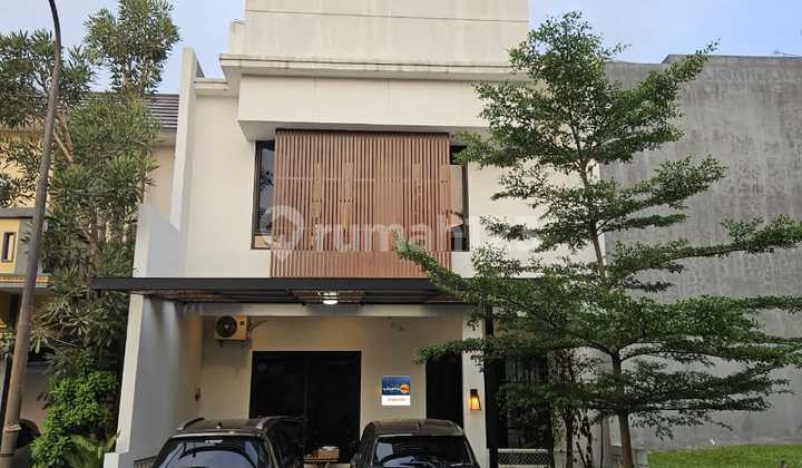 For Sale, Ready-to-Occupy House in Legenda Wisata Cibubur, Close to Toll Access, Near Living World Mall 2