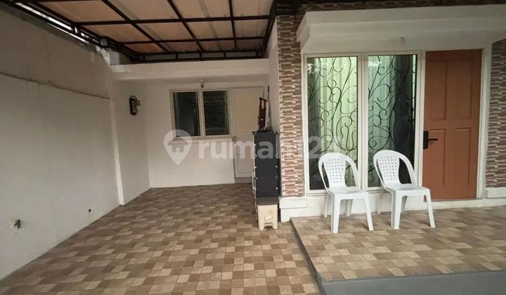 Dream House for Sale in Premium Location, Nusaloka, BSD, Near BSD Toll Gate