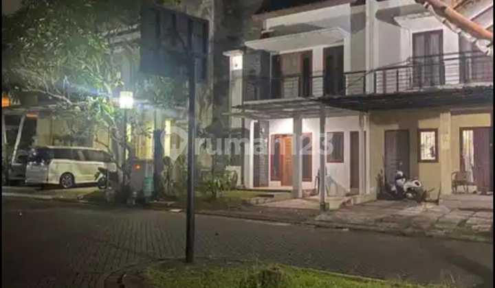 Di Jual Rumah di Raffles Hills Cibubur, Dekat Akses Tol Cibubur