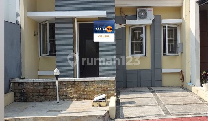 For Rent Semi-Furnished House in Legenda Wisata Cibubur, Near Nagrak Toll Access, Close to Living World Mall Cibubur 2