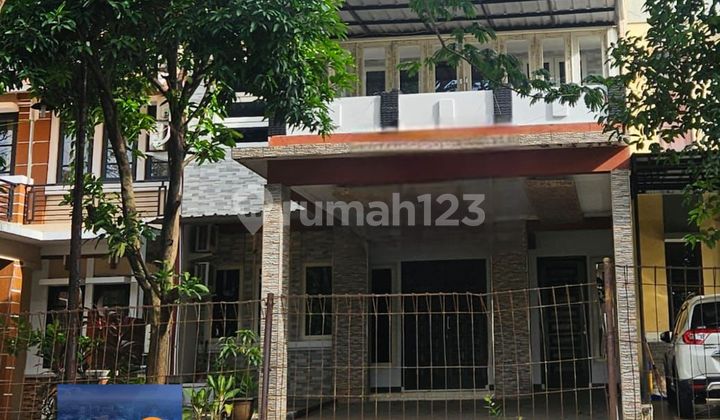 For Rent 2-Story Semi-Furnished House in Legenda Wisata, Near Nagrak Toll Access, Near Living World Mall 2