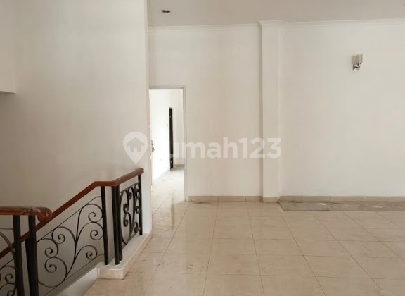 For Sale, Cibubur Tourist City House, Cheapest, Nagrak Toll Access, Living World Mall, Schools, Hospital