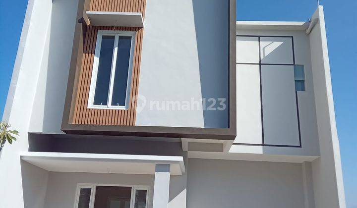 Rumah 2 Lantai Baru SHM di Jl. Arumba Tunggulwulung, Malang, Jawa Timur, Malang 1