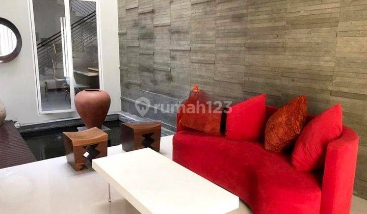 Rumah 2 Lantai Bagus di Diamond Hill Citraland, Surabaya 2