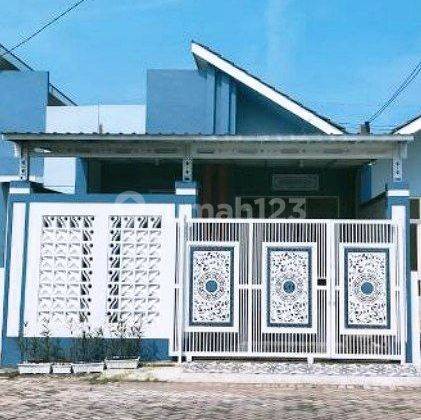 Rumah Bagus di Green Mansion Waru Belakang Deltasari, Sidoarjo 1