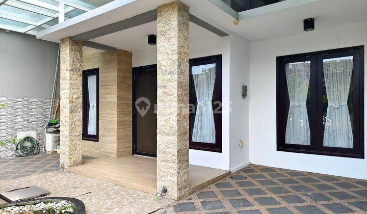 Rumah 2 Lantai Bagus di Taman, Sidoarjo 2