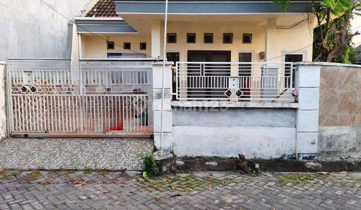  Rumah Murah Luas Tanah 186 Harga 1 Milyaran  Di Kebraon Indah, Surabaya 1