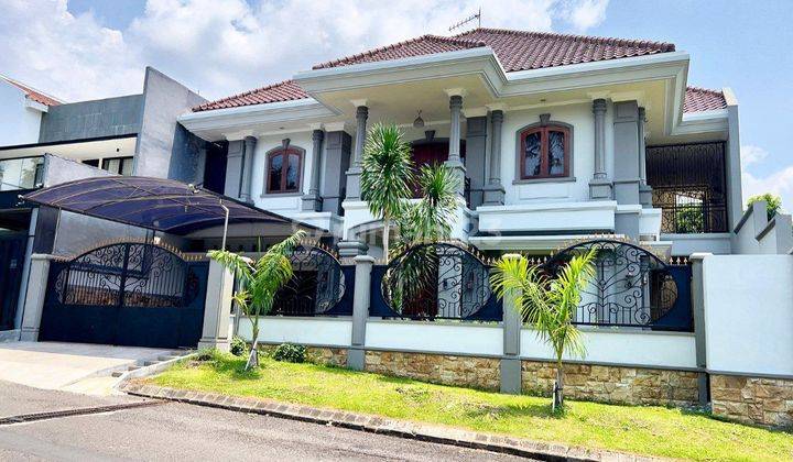 Rumah 2 Lantai Bagus di Pakuwon Indah Surabaya Barat, Surabaya 1