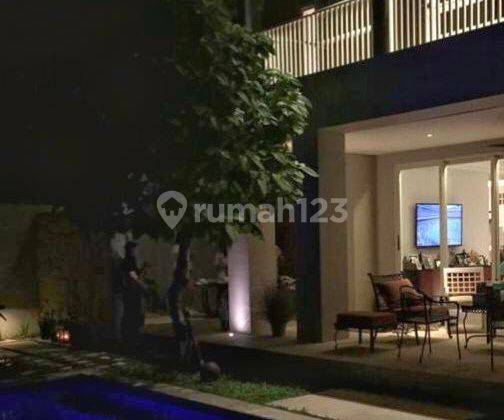  Rumah Mewah 2 Lantai Di Isen Internasional Living Darmo Surabaya Barat, Sukomanunggal 1