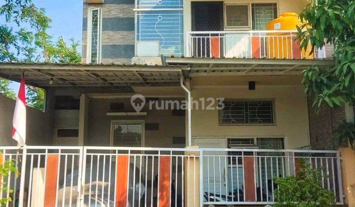 Rumah 2 Lantai Bagus di Gunugn Anyar Emas, Surabaya 1