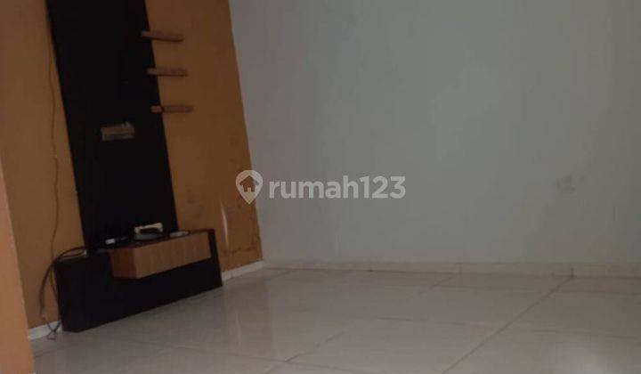 Rumah Modern di Taman Pondok Jati Geluran , Sidoarjo 2