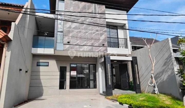 Rumah Minimalis Modern 2 Lantai di Gayungsari Surabaya , Surabaya 1