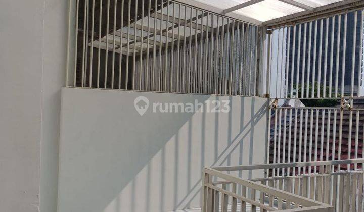  Rumah Siap Huni Minimalis 2 Lantai Di Simpang Darmo Surabaya Barat 2