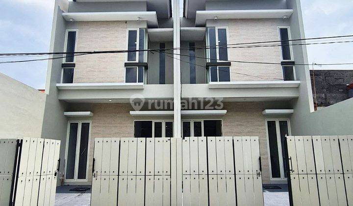 Rumah Baru Minimalis 2 Lantai di Rungkut Menanggal, Surabaya 1