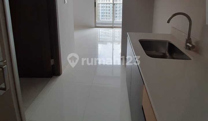 For Rent Studio Apartment Semi-Furnished