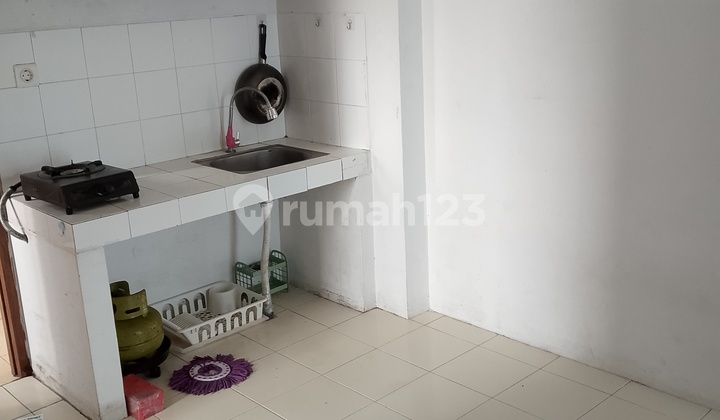 Disewakan Bulanan 2 Kamar Apartemen Green Park View Furnish Unit Ready 2