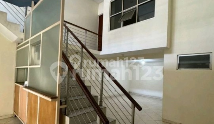For Rent House Tanjung Duren Motor Access Road 3 Floors 2