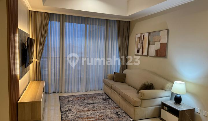 Disewakan Apt Kondominium 3 Kamar Lift Privat Furnish 2